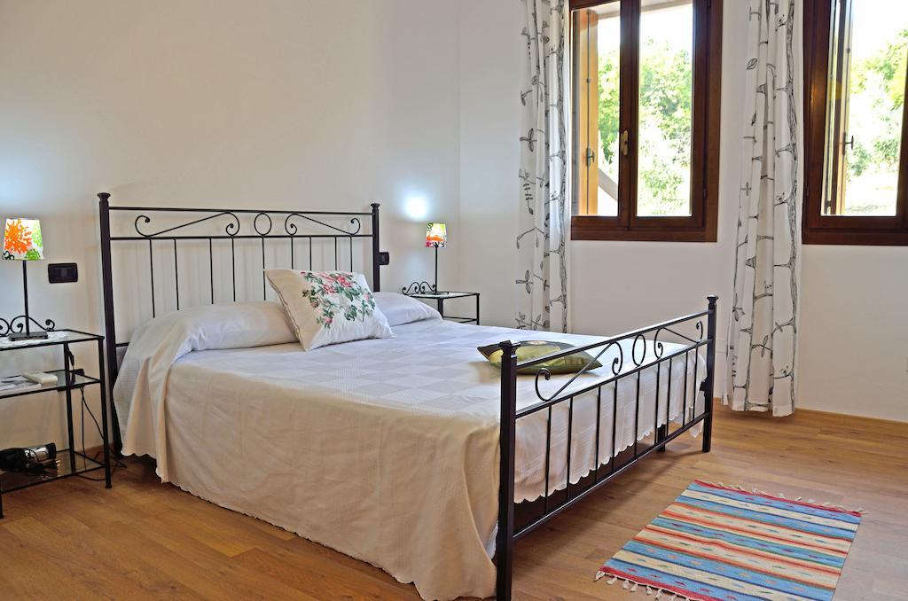 Bed and Breakfast Paglia E Fieno Виллага Номер фото